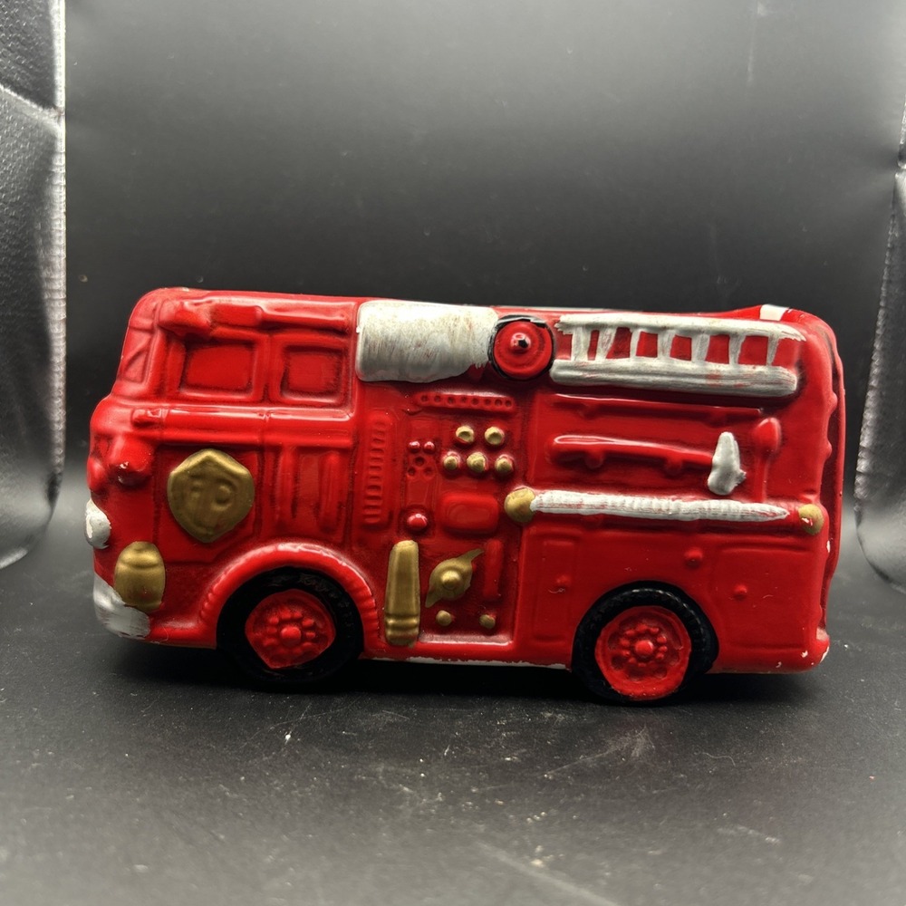 Vintage Red Fire Engine Truck Planter Hand Painted Ceramic‎ 70s